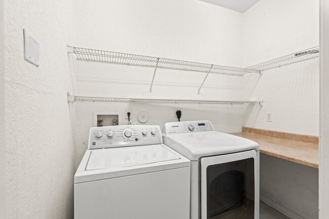 Building Photo - 1214 Sweet Violet Ct