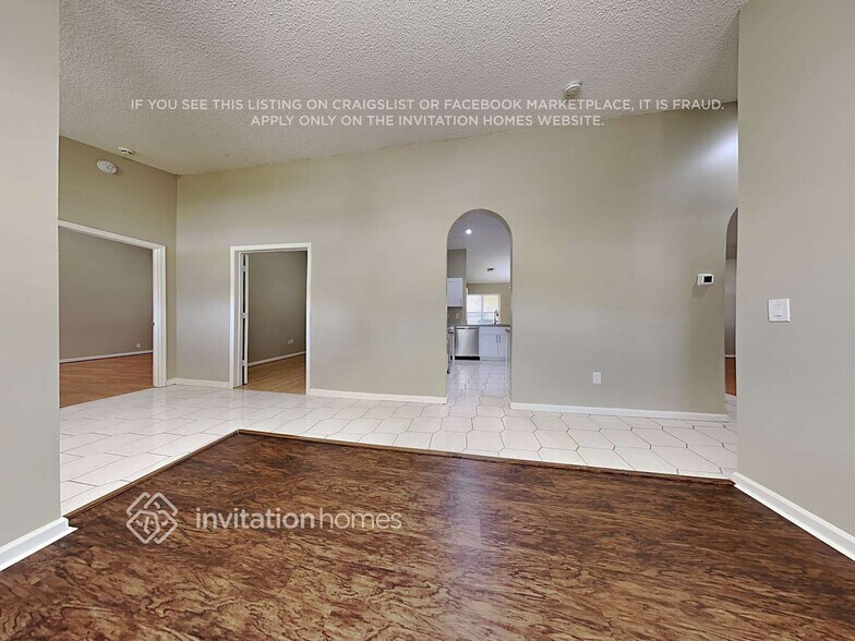 Building Photo - 13837 Folkestone Cir