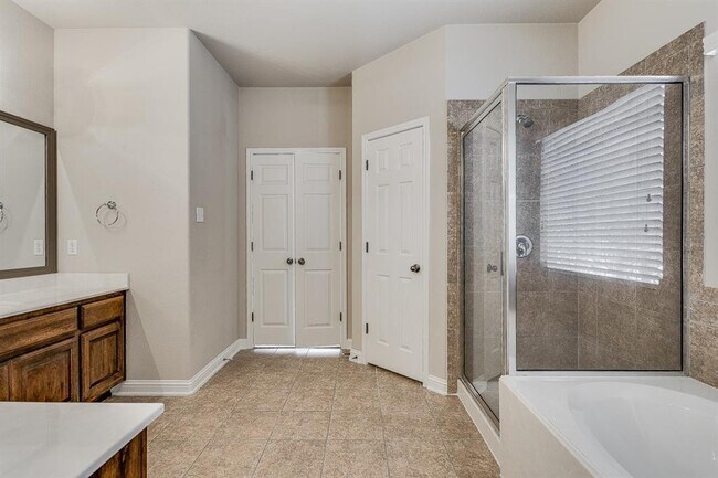 Building Photo - 1713 Greenside Trail