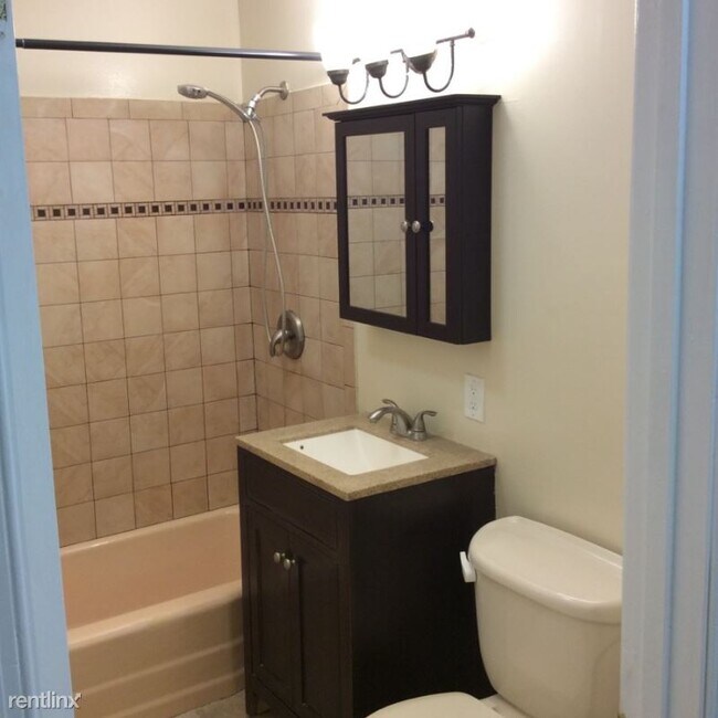 Building Photo - 1 br, 1 bath Condo - 17 WATER STREET 30 Un...