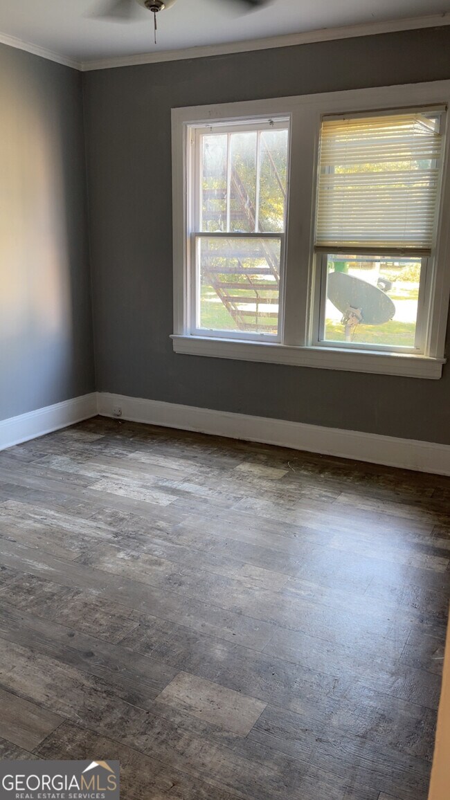 Building Photo - 1312 Gillespie Ave