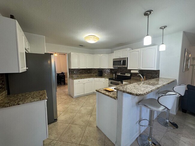 Building Photo - Gulf Breeze - Melissa Oaks - 4 Bedroom, 2 Bathroom w/ pool
