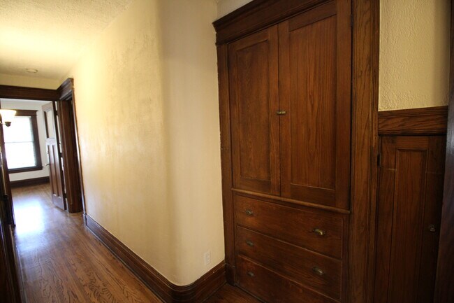 Building Photo - 639 Park Avenue Apt #3