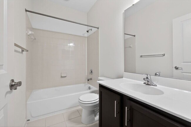 Building Photo - 9908 Wood Edge Wy