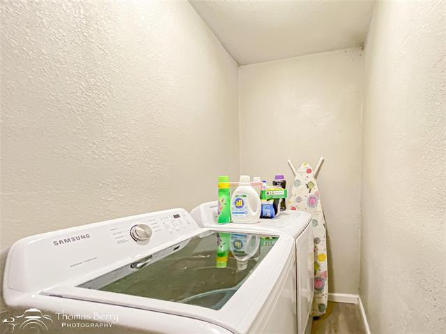 Building Photo - 433 Fannin St