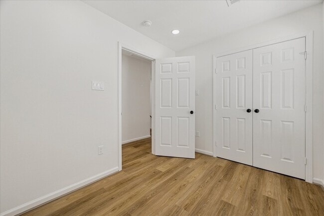 Building Photo - 9913 Porto Rico Rd