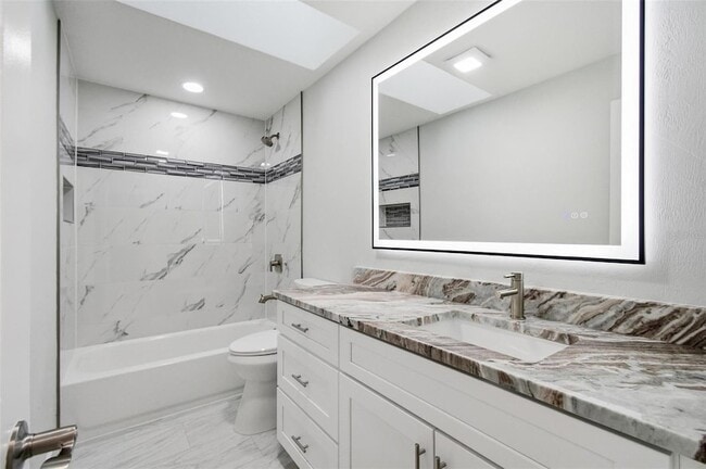 Building Photo - 123 Rae Dr