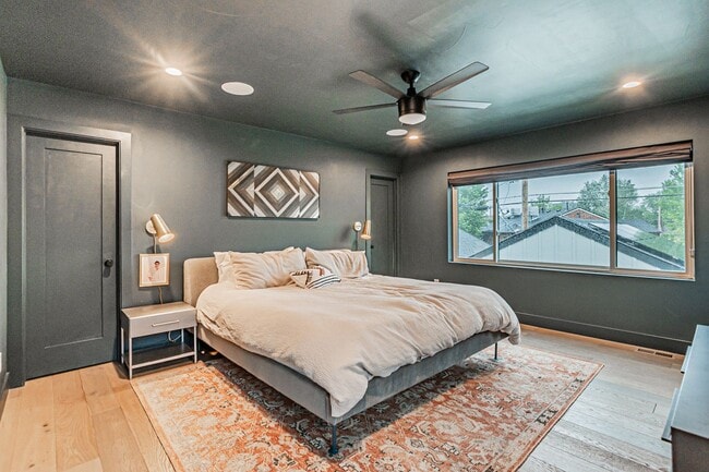 Building Photo - Luxury 3BD, 2.5BA Sloan's Lake Home with Top Floor Flex Room