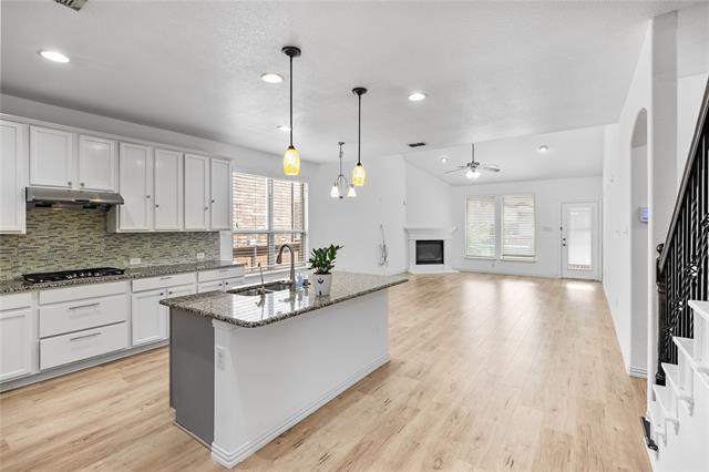 Building Photo - 14152 Santa Ann St