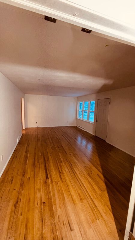 Building Photo - 42 Young Ave