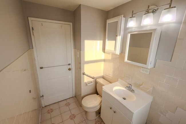 Building Photo - 11 Cragmere Terrace