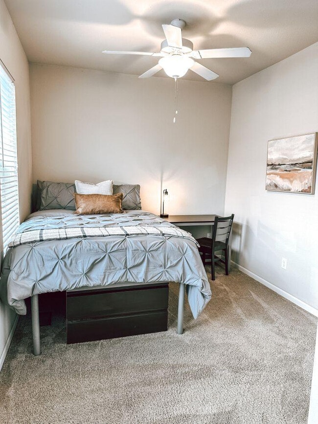 Building Photo - 525 S Patterson Dr