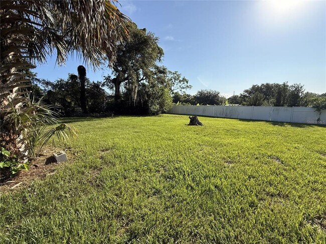 Building Photo - 307 S Orange Ave