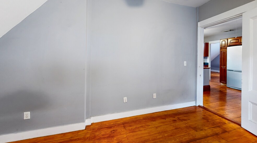 Building Photo - 126 Calumet St