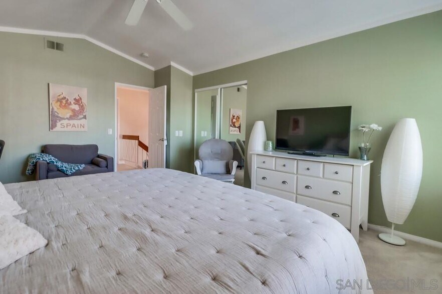 Building Photo - 7880 Mission Vista Dr