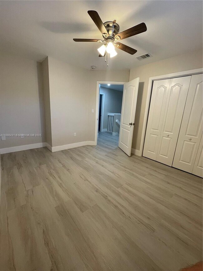 Building Photo - 14268 SW 126th Pl