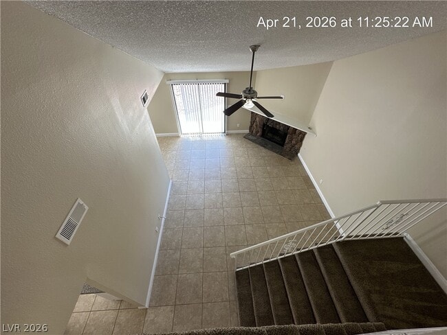 Building Photo - 329 Chastine St