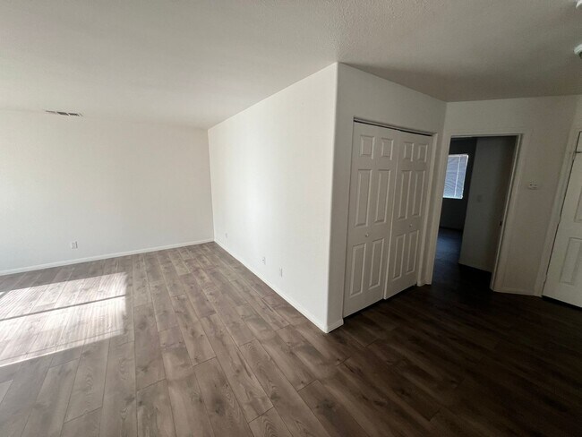 Building Photo - 6659 Ocotillo Ave