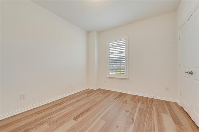 Building Photo - 6915 Barnes Dr