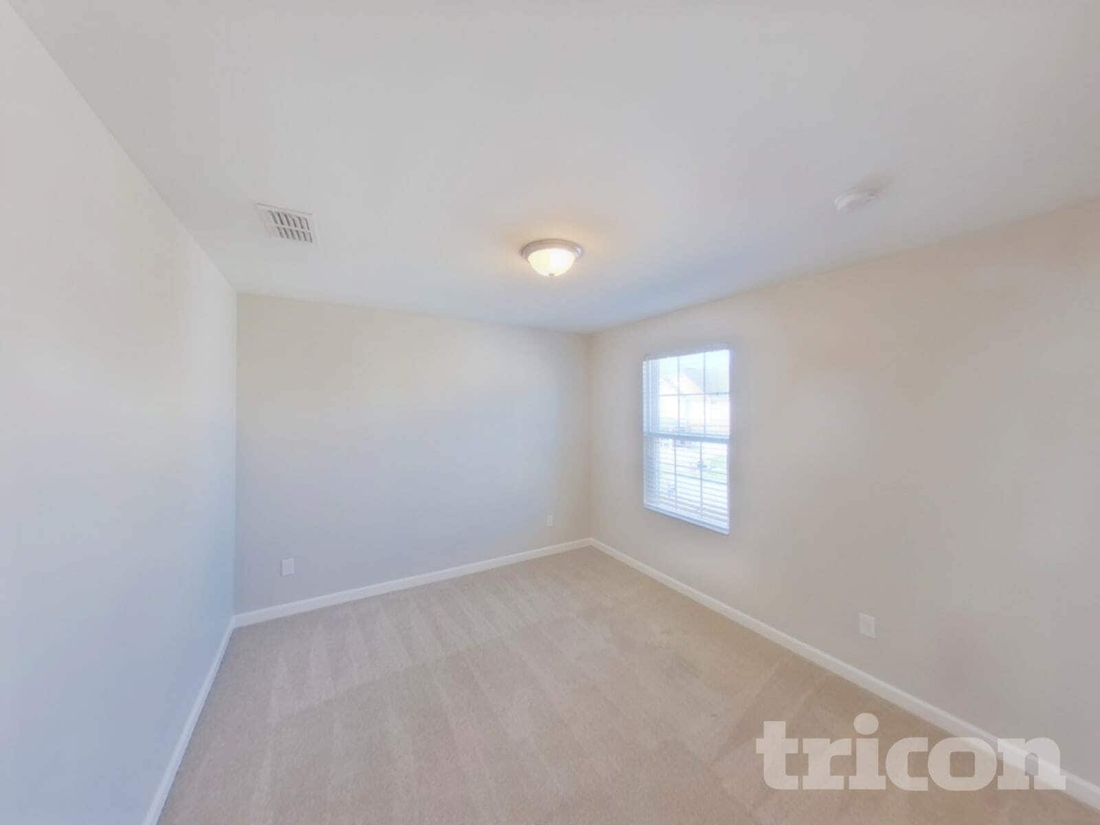 Building Photo - 2541 Miranda Dr