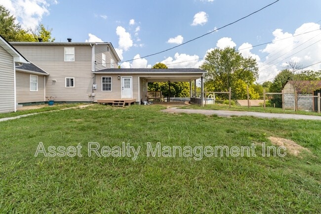 Building Photo - 817 Ridgeview Dr