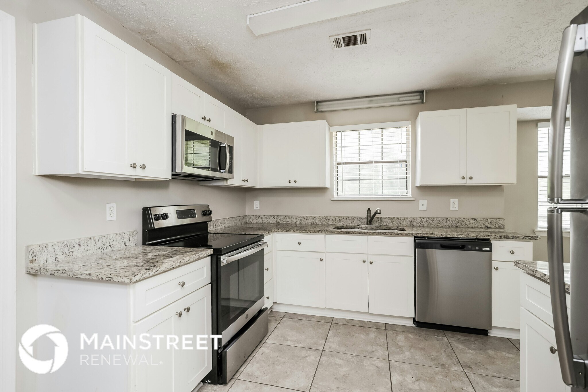 Building Photo - 170 Southmoor Cir