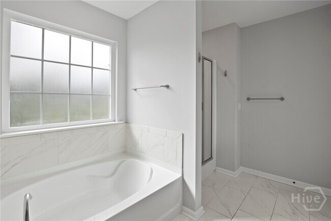 Building Photo - 11 Swallow Tail Cir