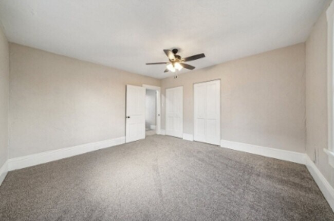 Building Photo - 3 bed/ 2 bath Single Family Home Manor, PA 15665