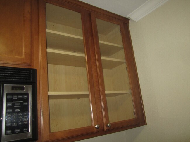 Building Photo - GORGEOUS CORONA CONDO