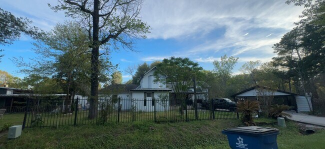 Building Photo - 20696 Brazos Dr