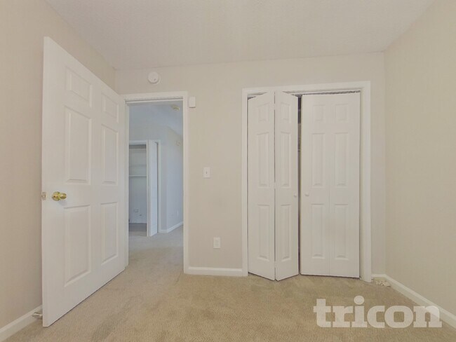 Building Photo - 1221 Wandering Vine Ct SE