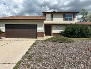 Building Photo - 6659 Gambol Quail Dr E