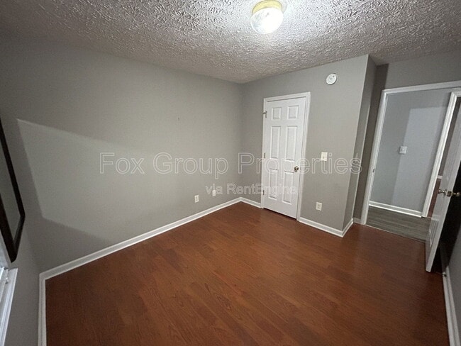 Building Photo - 158 Westscott Dr
