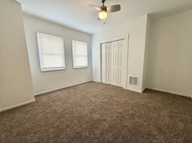 Building Photo - Spacious 3BR Home in Point Breeze Near Parks & Broad Street