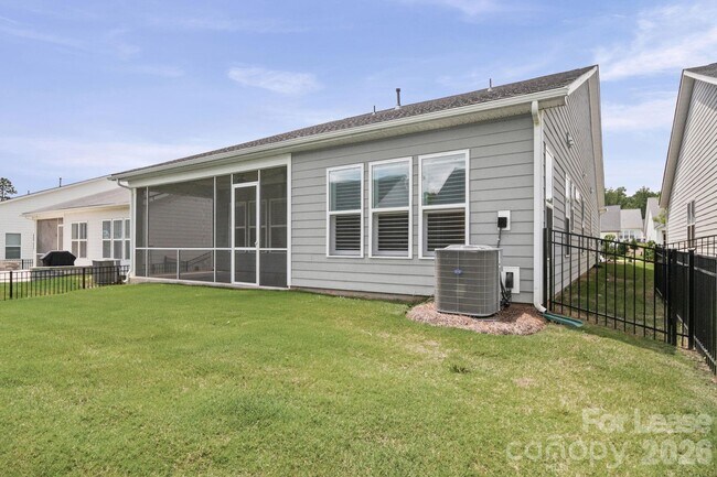 Building Photo - 8016 Brookbank Dr