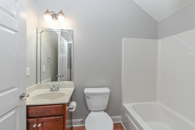 Building Photo - Elegant Townhome Living Minutes from Twelve Stones Golf Club – Bonus Room & 2-Car Garage