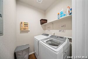 Building Photo - 1100-1102 Stanley Wy