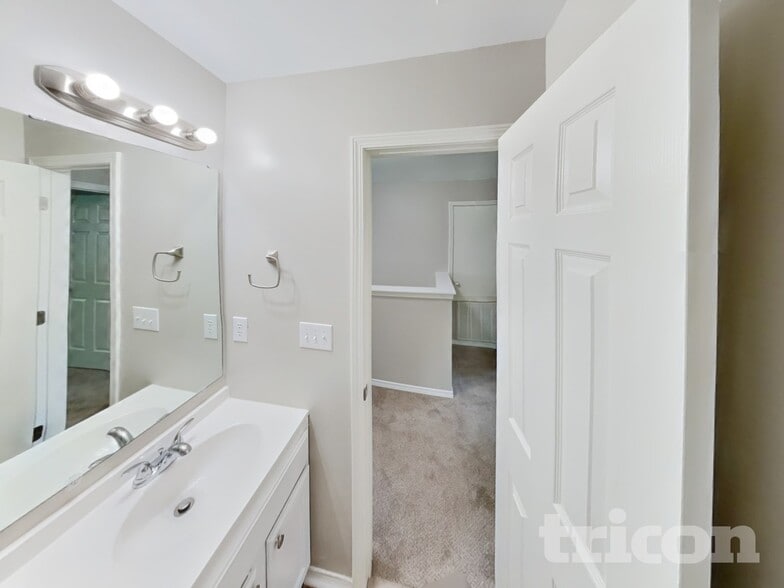 Building Photo - 5337 Liberty Hall Cir