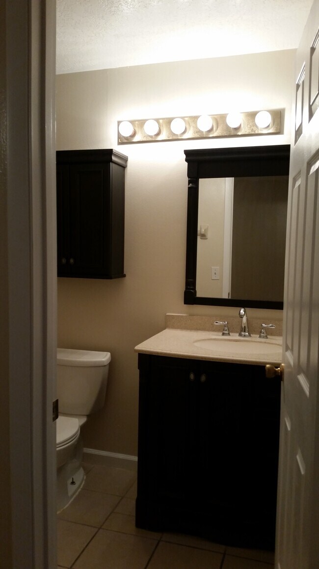 Building Photo - 3104 Poppyseed Ct