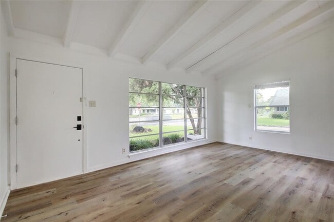 Building Photo - 1906 Morrow St