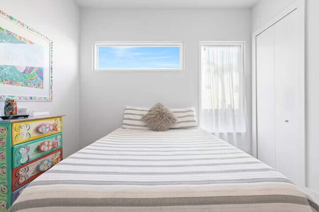 Building Photo - 141 S Atlantic Ave