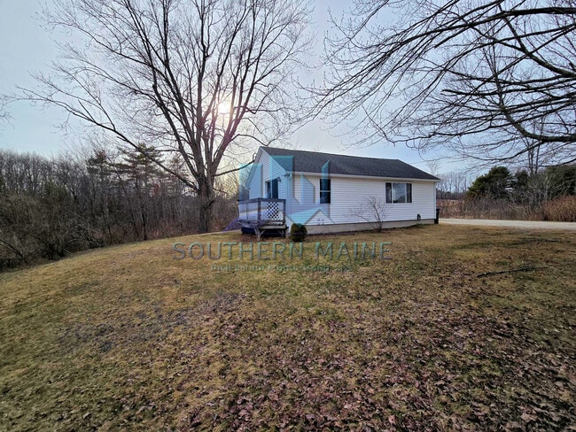 Building Photo - 392 Roosevelt Trail