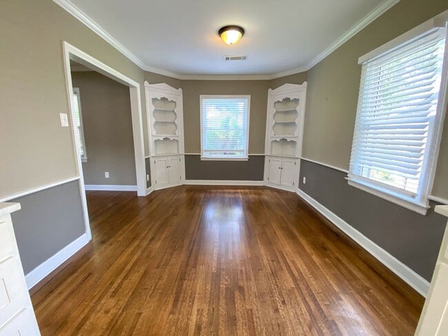 Building Photo - Nicely updated home in High Point Terrace
