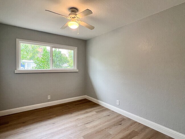 Building Photo - Charming 3-Bedroom Home in Napa’s Sought-A...