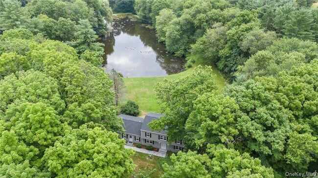 Primary Photo - 70 Upper Shad Rd