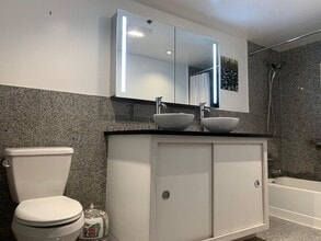 Building Photo - 1BR - $1750