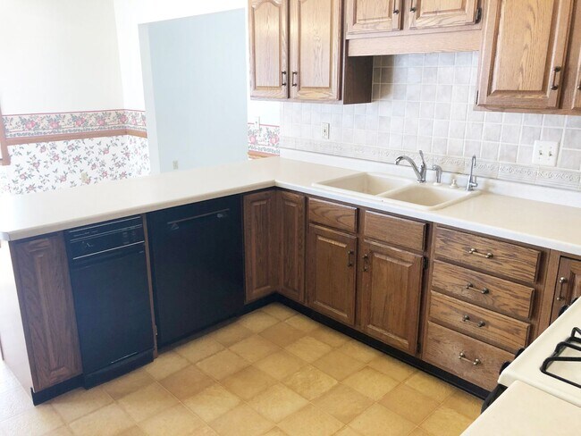 Building Photo - 3 Bedroom, 3 Bath Home With 2-Car Attached Garage In Rothschild