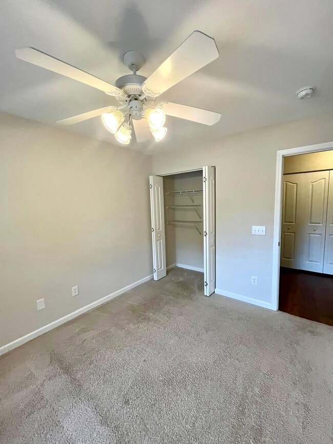 Building Photo - 5473 Harris Cove Dr