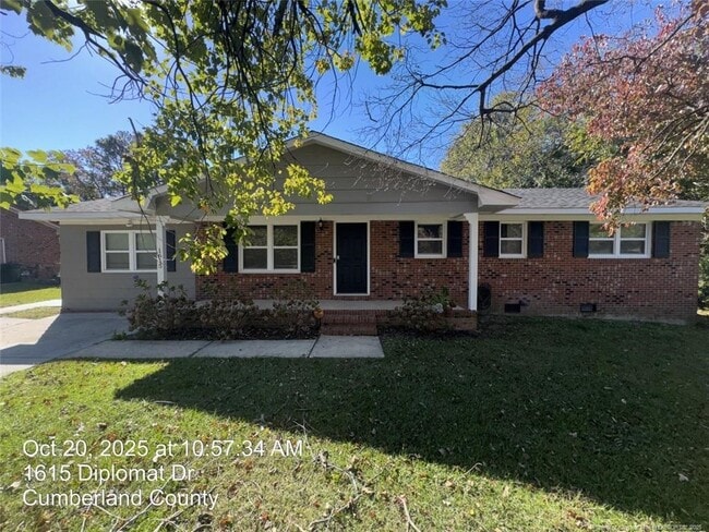 Primary Photo - 1615 Diplomat Dr