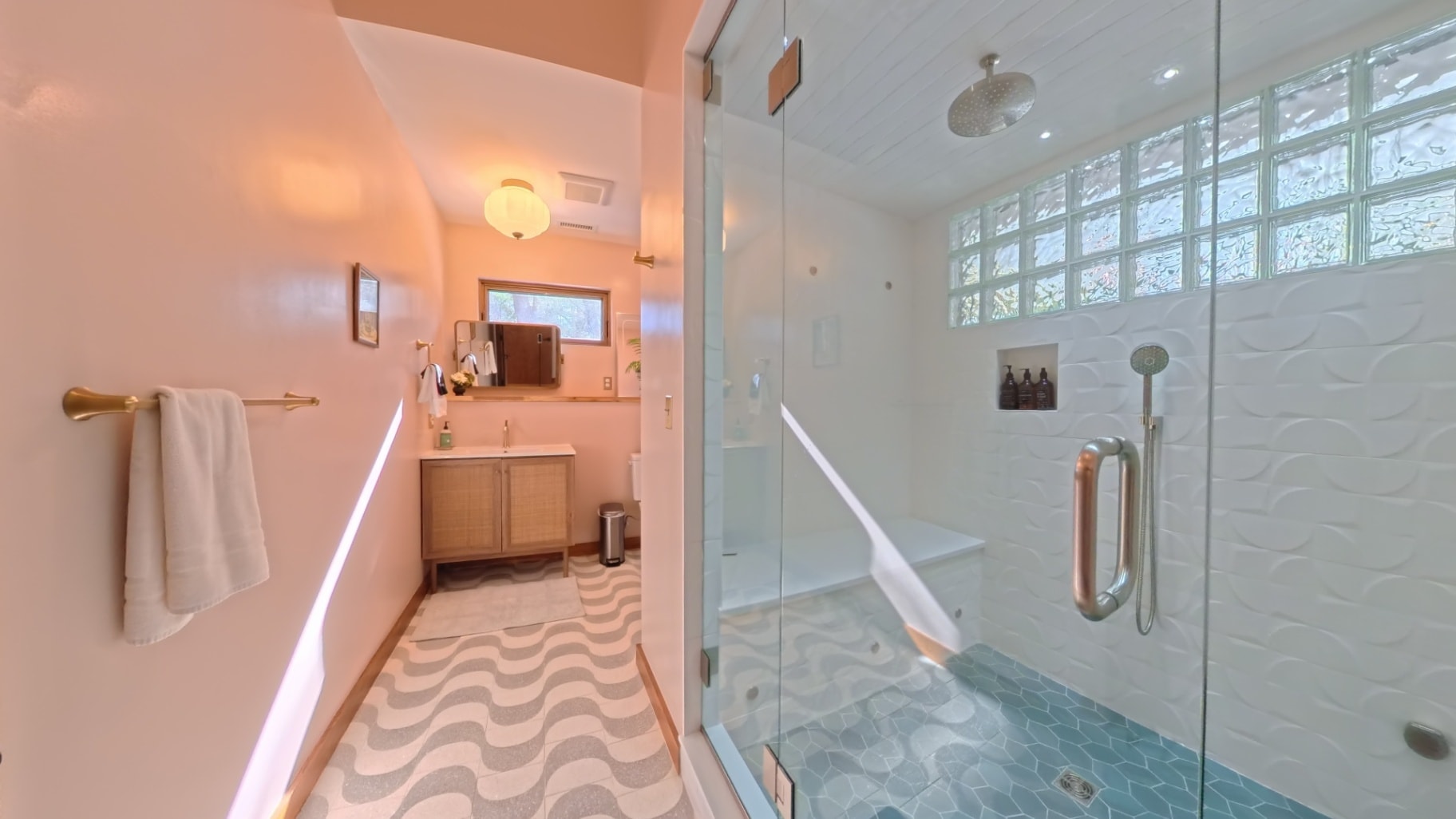 Building Photo - 64 Newcomb Rd